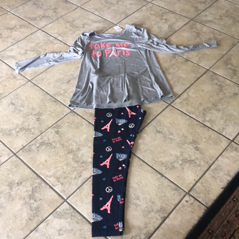 Shirt & Leggings